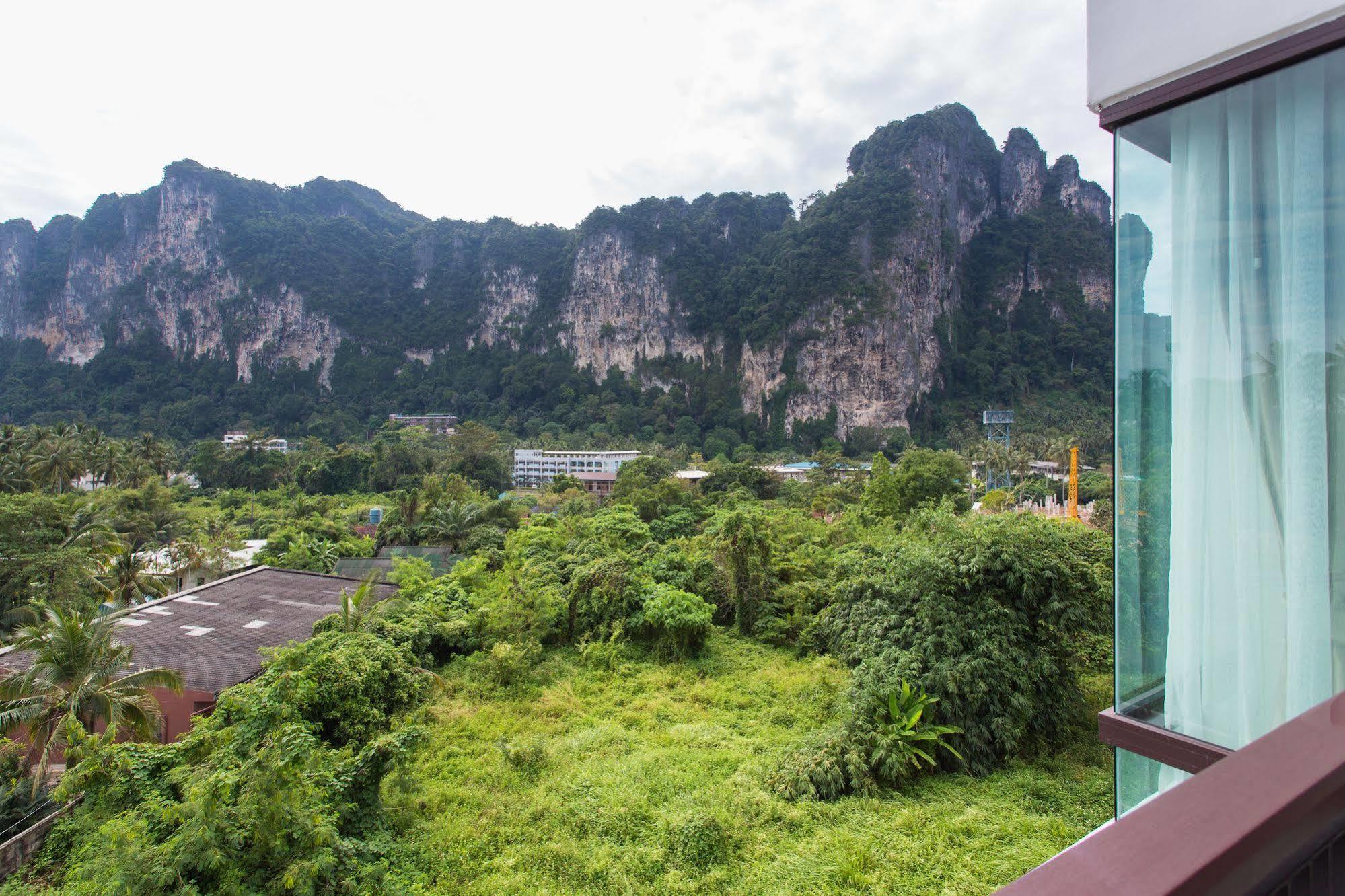 ホテル ザ ライ タイ【SHA Extra+認定】 Ao Nang エクステリア 写真